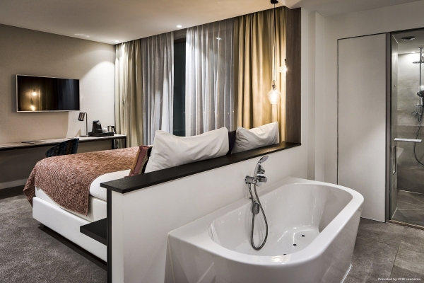 Van der Valk Hotel Tilburg (Free Entrance Wellness)